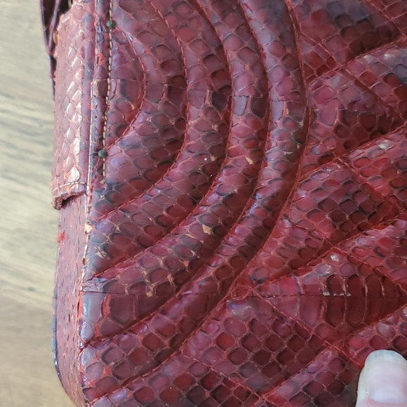🌟Final🌟 RARE 1940s Bass Python Snakeskin Genuine Reptiles Red Quilted Satchel. - Picture 7 of 16